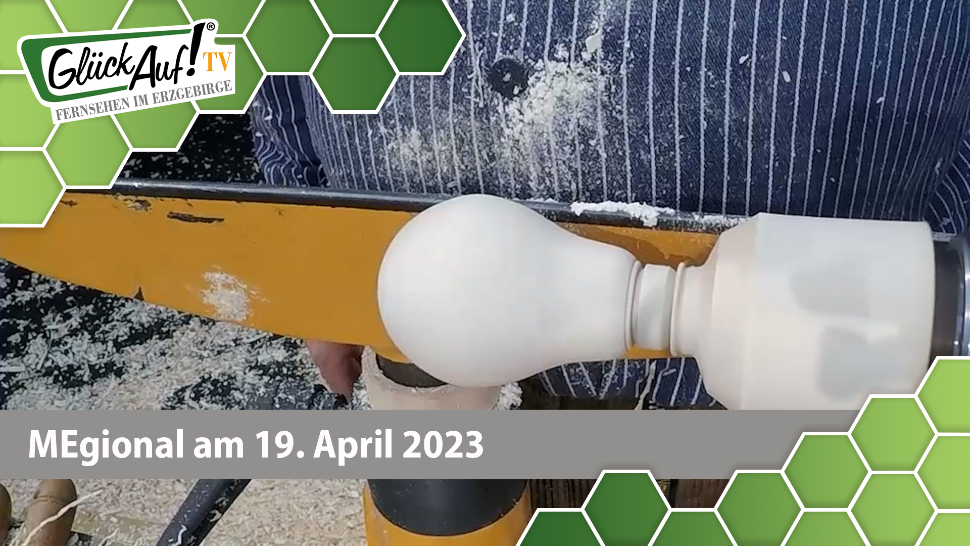 MEgional am 18. April 2023 u.a. mit einen Workshop zum herstellen einer Energiesparlampe